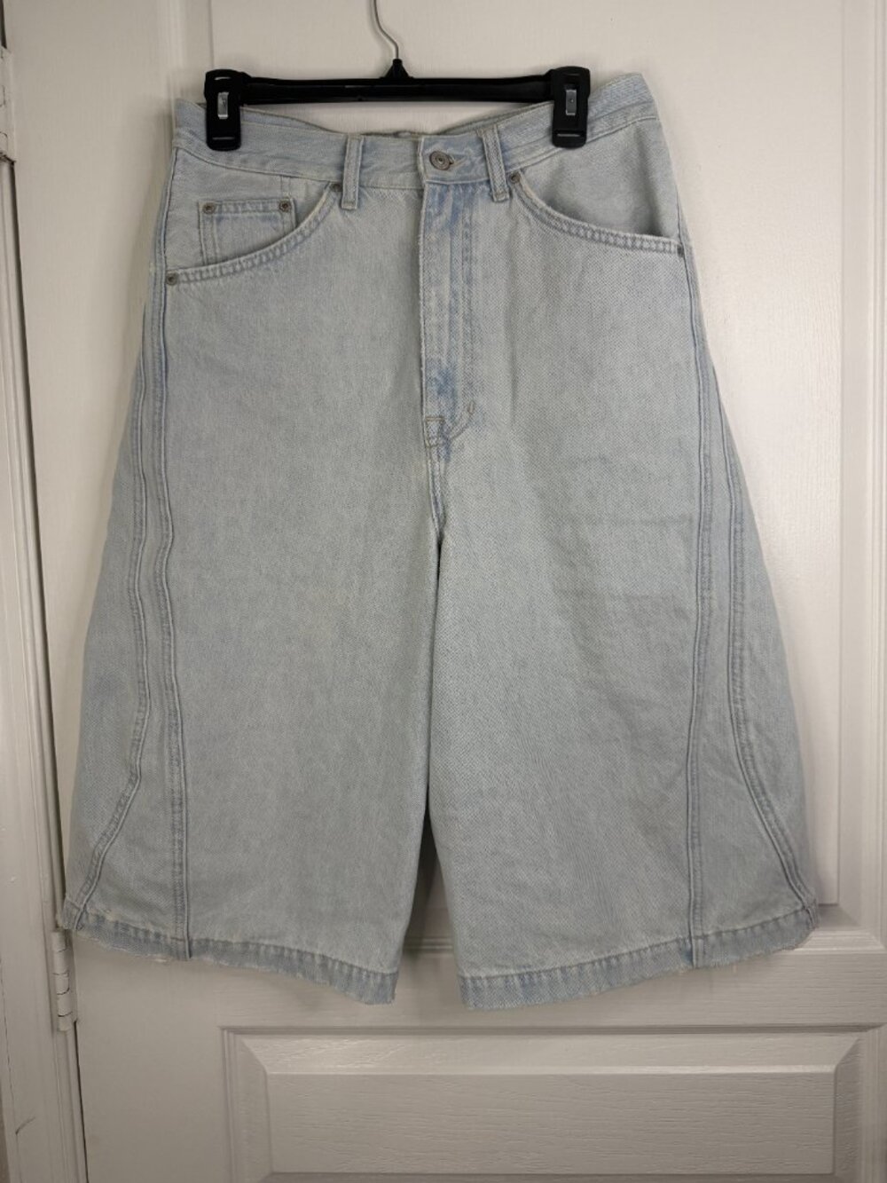 Free People Denim -Culotte Shorts – 28 (oversized)- Light Wash- MSRP $128 - Picture 13 of 14